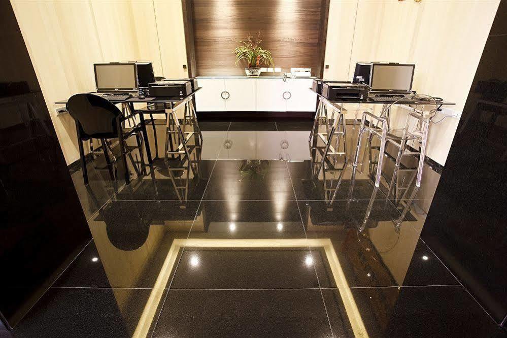 Royal Group Hotel Ho Yi Branch Kaohsiung Exterior photo